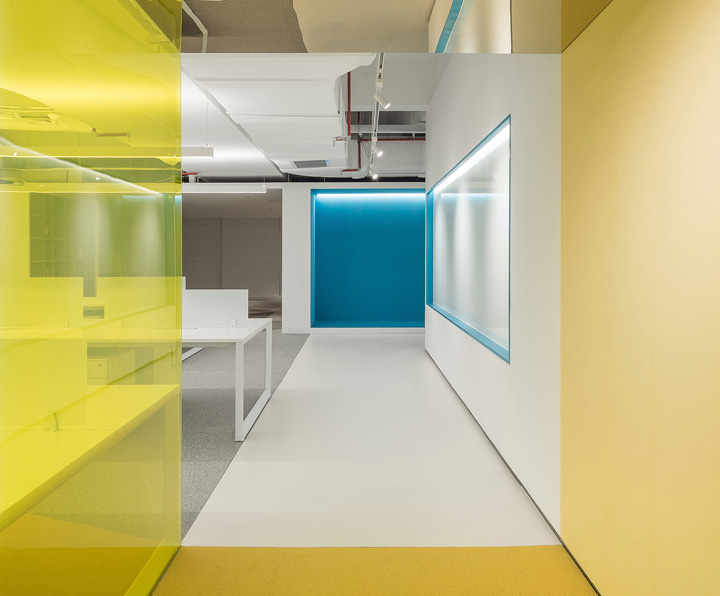 極簡風海鏈科技深圳總部辦公室辦公區(qū)裝修設(shè)計圖 極簡風海鏈科技深圳總部辦公室辦公區(qū)裝修設(shè)計圖