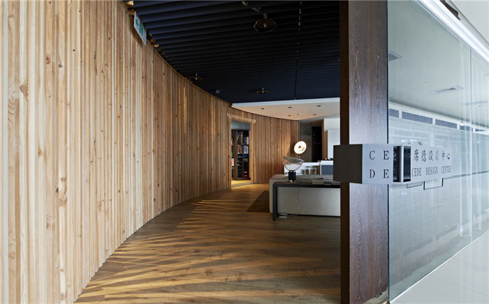 鄭州宏鈺堂分享不錯的混搭風(fēng)辦公室裝修設(shè)計(jì)案例