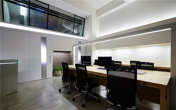 100平LOFT極簡(jiǎn)風(fēng)辦公室裝修改造辦公區(qū)設(shè)計(jì)方案 100平LOFT極簡(jiǎn)風(fēng)辦公室裝修改造辦公區(qū)設(shè)計(jì)方案