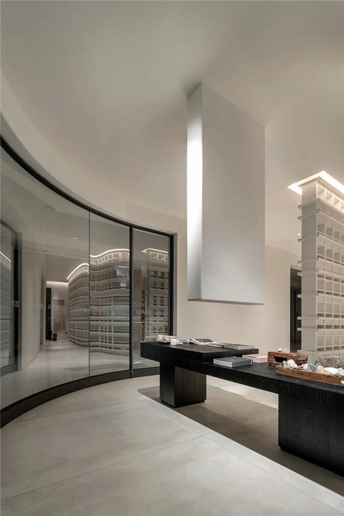 極致簡約風(fēng)意大利IMOLA石材展廳展示區(qū)裝修設(shè)計(jì)實(shí)景圖 極致簡約風(fēng)意大利IMOLA石材展廳展示區(qū)裝修設(shè)計(jì)實(shí)景圖