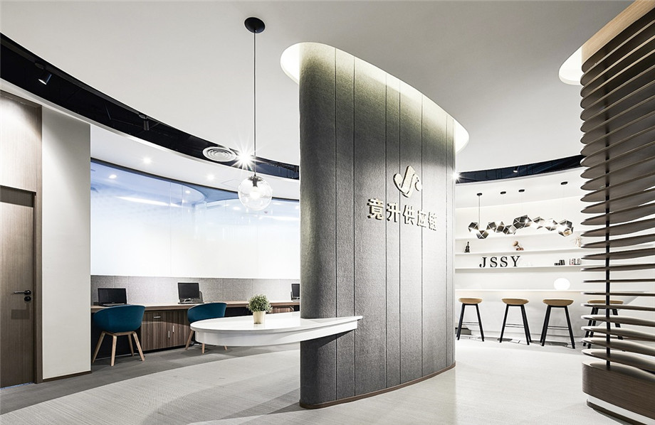 物流公司共享理念現(xiàn)代時(shí)尚辦公室前臺(tái)接待區(qū)裝修案例 物流公司共享理念現(xiàn)代時(shí)尚辦公室前臺(tái)接待區(qū)裝修案例