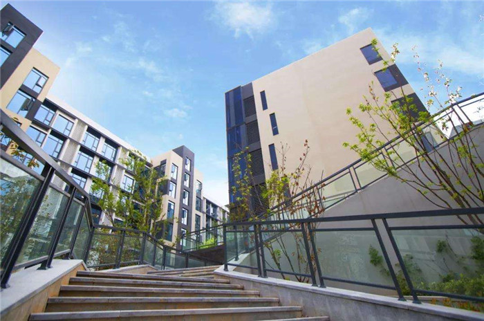 鄭州好的廠區(qū)辦公樓裝修設(shè)計(jì)方案需具備什么特質(zhì) 鄭州好的廠區(qū)辦公樓裝修設(shè)計(jì)方案需具備什么特質(zhì)