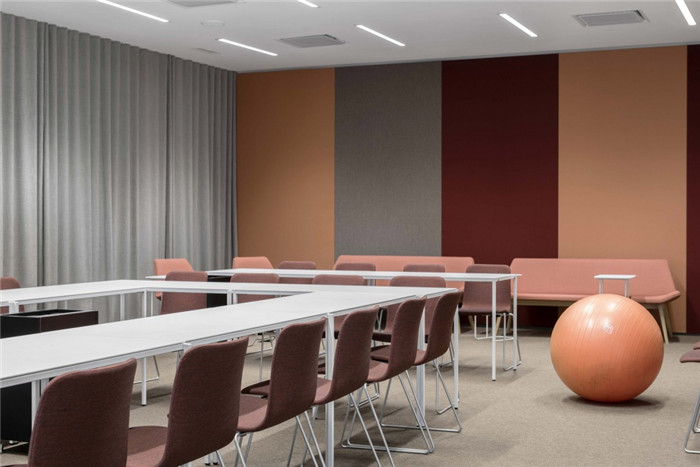 現(xiàn)代北歐風(fēng)Kesko集團(tuán)總部辦公樓會(huì)議室裝修設(shè)計(jì)實(shí)景圖 現(xiàn)代北歐風(fēng)Kesko集團(tuán)總部辦公樓會(huì)議室裝修設(shè)計(jì)實(shí)景圖