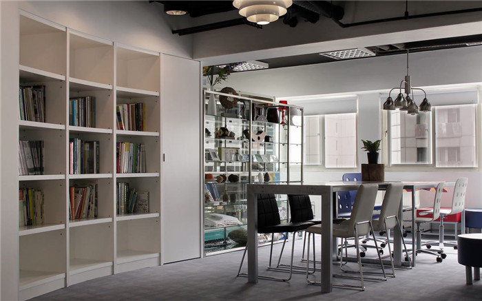 鄭州專業(yè)辦公室裝修公司分享設(shè)計公司辦公室裝修實景圖 鄭州專業(yè)辦公室裝修公司分享設(shè)計公司辦公室裝修實景圖