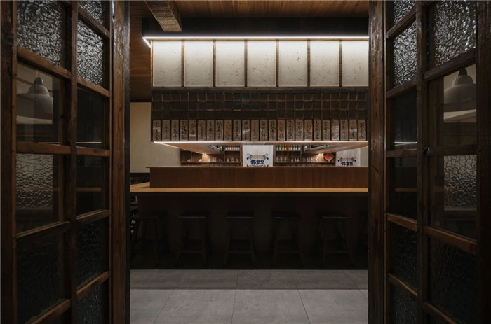 專業(yè)日料設(shè)計(jì)裝修公司推薦鄭州版深夜食堂裝修案例 專業(yè)日料設(shè)計(jì)裝修公司推薦鄭州版深夜食堂裝修案例