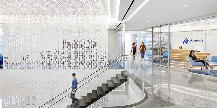 以社區(qū)為中心生物制藥集團(tuán)創(chuàng)意辦公樓樓梯裝修設(shè)計(jì)方案 以社區(qū)為中心生物制藥集團(tuán)創(chuàng)意辦公樓樓梯裝修設(shè)計(jì)方案