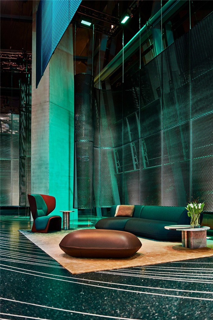 炫酷的寶馬7系汽車展廳裝修設(shè)計案例 炫酷的寶馬7系汽車展廳裝修設(shè)計案例