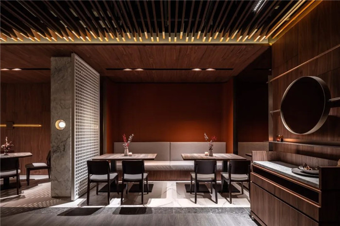 四川吳抄手混搭風(fēng)特色川菜館裝修設(shè)計方案