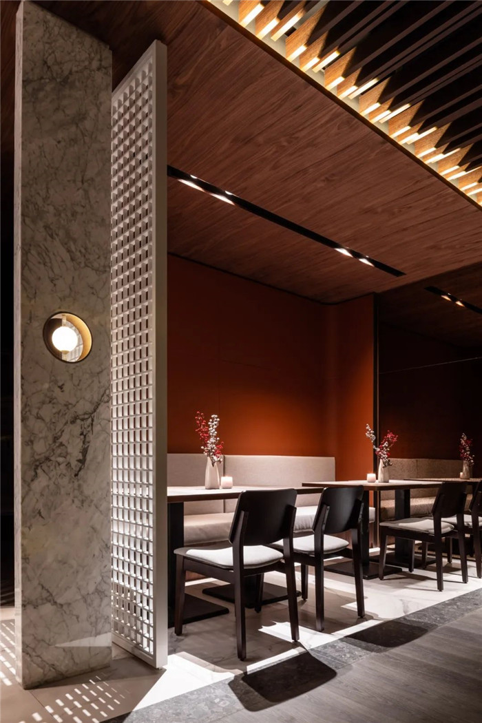 四川吳抄手混搭風(fēng)特色川菜館裝修設(shè)計方案