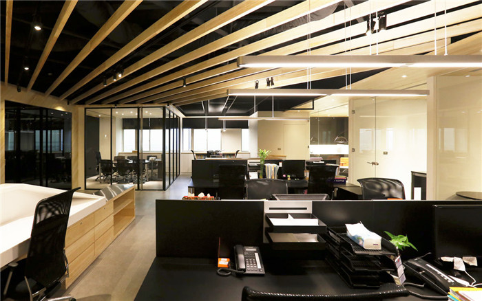 200平簡(jiǎn)約時(shí)尚風(fēng)腳輪制造公司辦公室工位裝修設(shè)計(jì)方案 200平簡(jiǎn)約時(shí)尚風(fēng)腳輪制造公司辦公室工位裝修設(shè)計(jì)方案