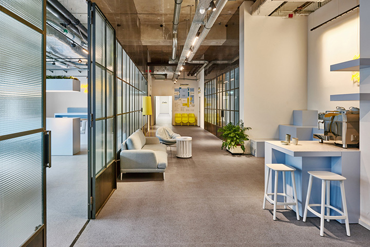 極簡LOFT風(fēng)年輕的軟件初創(chuàng)公司辦公室裝修設(shè)計(jì)圖 極簡LOFT風(fēng)年輕的軟件初創(chuàng)公司辦公室裝修設(shè)計(jì)圖