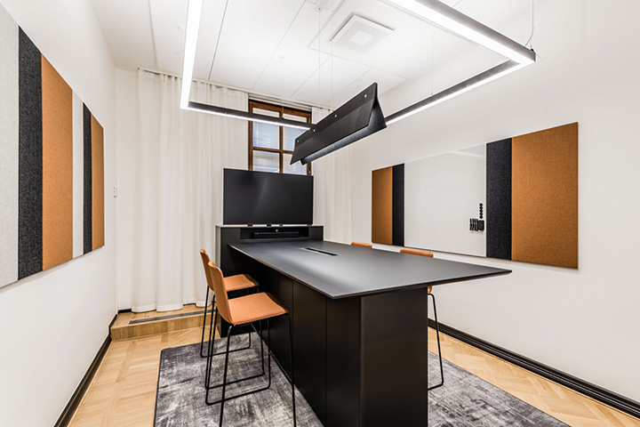 時(shí)尚優(yōu)雅的Vainu軟件公司辦公室會(huì)議室改造設(shè)計(jì)裝修方案 時(shí)尚優(yōu)雅的Vainu軟件公司辦公室會(huì)議室改造設(shè)計(jì)裝修方案