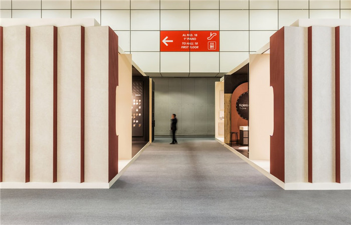 幾何創(chuàng)意 國外700平創(chuàng)意陶瓷展廳裝修設(shè)計方案 幾何創(chuàng)意 國外700平創(chuàng)意陶瓷展廳裝修設(shè)計方案