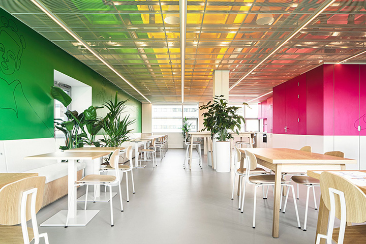 Aidsfonds如彩虹般絢爛的時(shí)尚辦公室裝修設(shè)計(jì)實(shí)景圖 Aidsfonds如彩虹般絢爛的時(shí)尚辦公室裝修設(shè)計(jì)實(shí)景圖