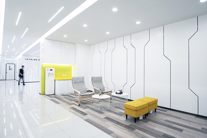 高思STEAM機器人編程教育培訓休閑區(qū)裝修設(shè)計實景圖