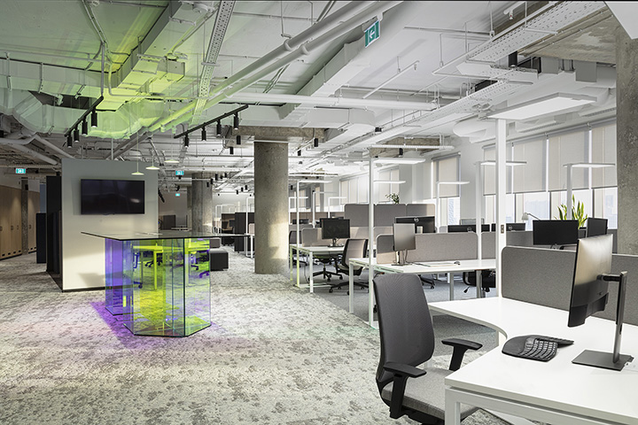 移動(dòng)辦公理念下工業(yè)風(fēng)互聯(lián)網(wǎng)企業(yè)辦公室裝修設(shè)計(jì)方案