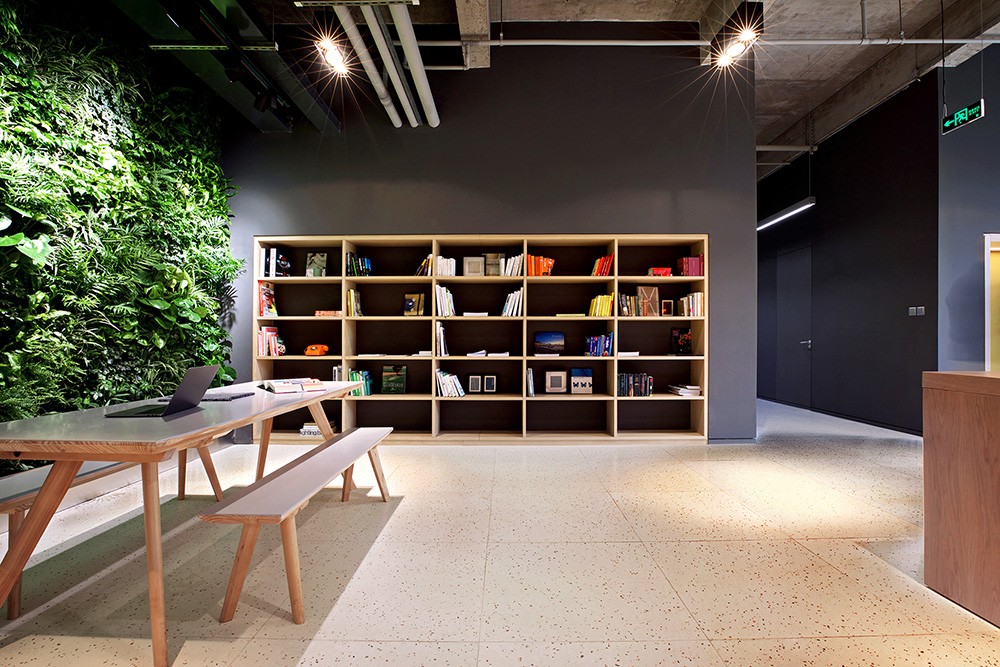 400平極簡工業(yè)風(fēng)圣東尼研究中心&辦公裝修設(shè)計(jì)方案 400平極簡工業(yè)風(fēng)圣東尼研究中心&辦公裝修設(shè)計(jì)方案