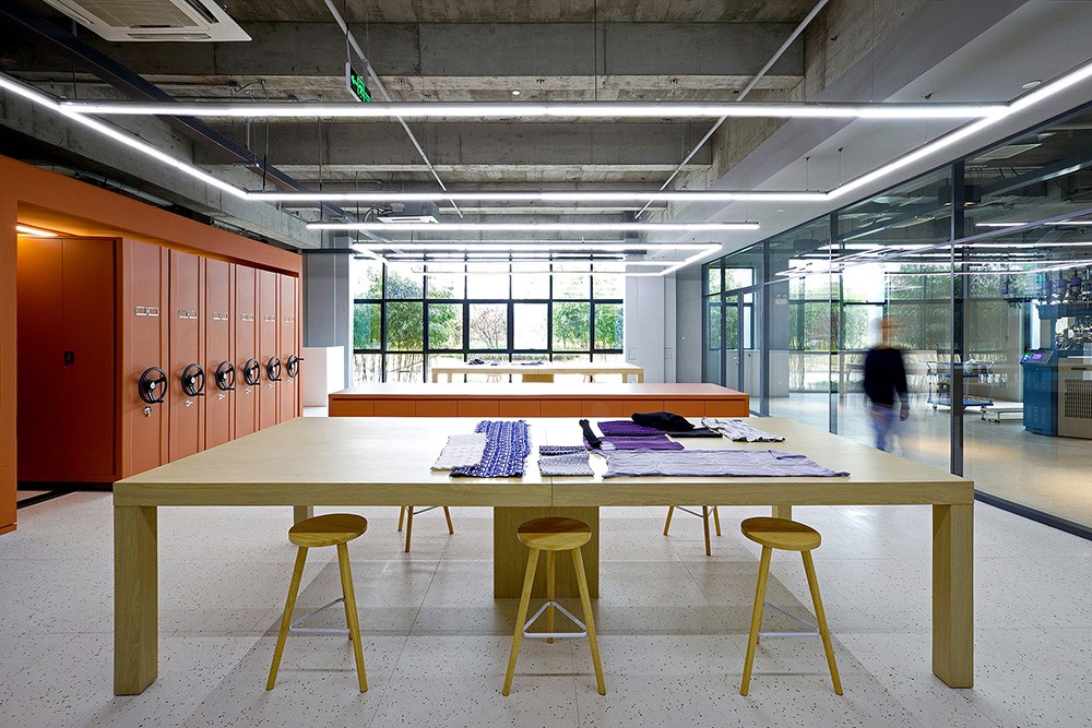 400平極簡工業(yè)風(fēng)圣東尼研究中心&辦公裝修設(shè)計(jì)方案 400平極簡工業(yè)風(fēng)圣東尼研究中心&辦公裝修設(shè)計(jì)方案