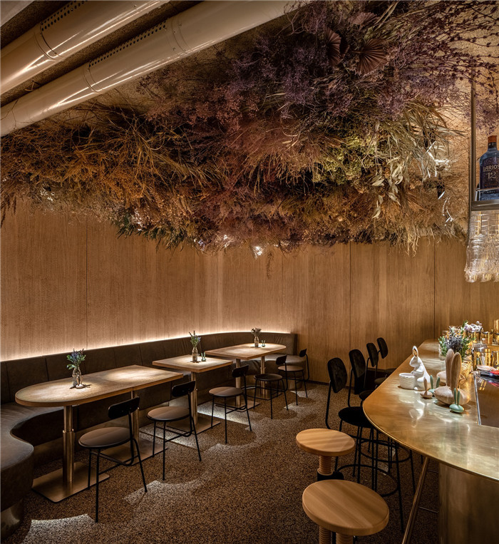 回歸自然 特色懷舊工業(yè)風(fēng)兔子主題餐廳裝修設(shè)計(jì)實(shí)景圖 回歸自然 特色懷舊工業(yè)風(fēng)兔子主題餐廳裝修設(shè)計(jì)實(shí)景圖