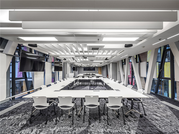 美國(guó)閃存制造科技公司可持續(xù)環(huán)保辦公裝修設(shè)計(jì)方案