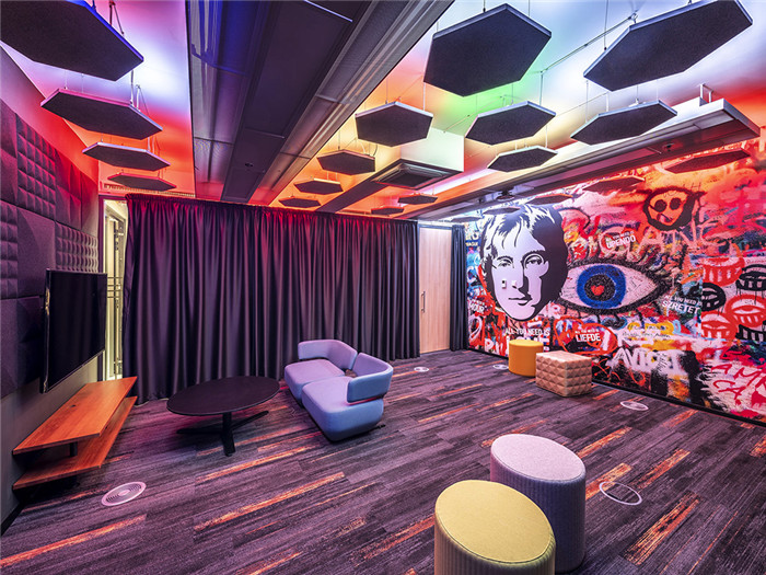 美國(guó)閃存制造科技公司可持續(xù)環(huán)保辦公裝修設(shè)計(jì)方案