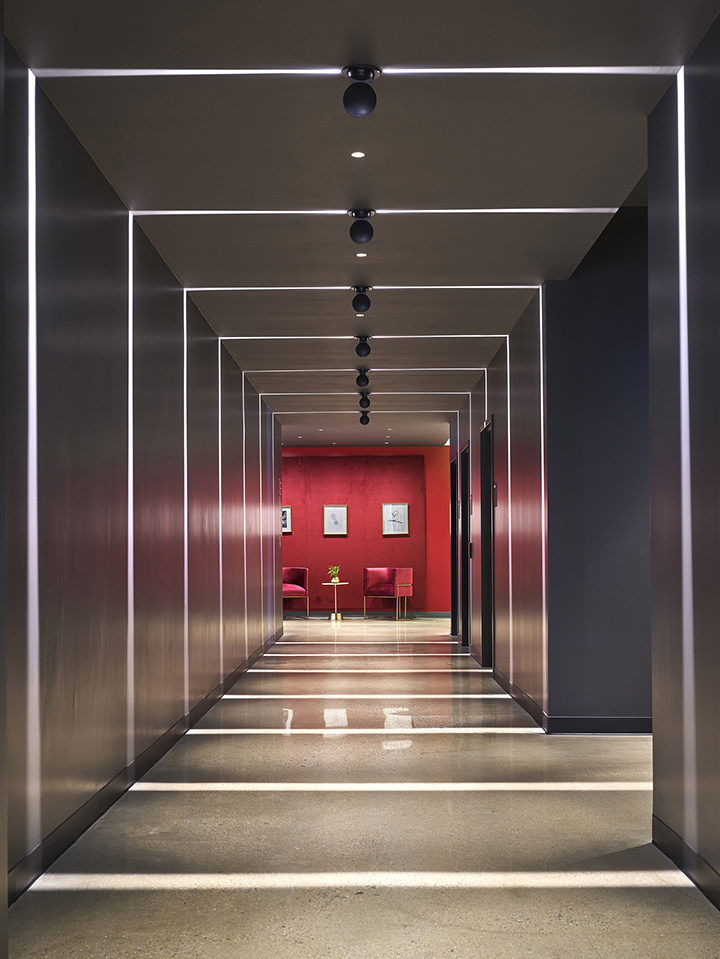 創(chuàng)意走廊裝修設計-河南辦公室裝修公司分享劇院主題聯合辦公設計方案 創(chuàng)意走廊裝修設計-河南辦公室裝修公司分享劇院主題聯合辦公設計方案