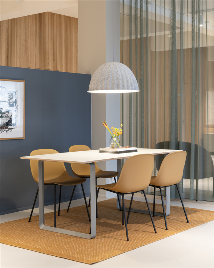 1400平清新北歐風(fēng)家具公司辦公兼展廳裝修設(shè)計案例 1400平清新北歐風(fēng)家具公司辦公兼展廳裝修設(shè)計案例