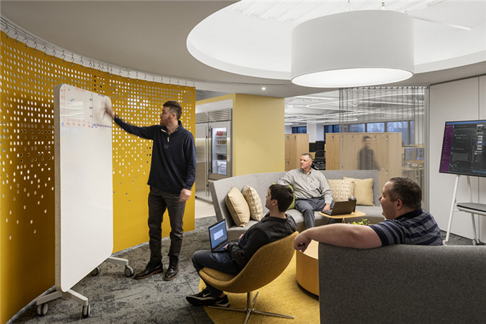 鄭州金融辦公室裝修公司推薦FactSet金融辦公室裝修設(shè)計案例