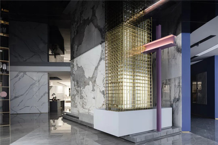 現(xiàn)代藝術(shù)風(fēng)高端意大利瓷磚展廳兼辦公裝修實(shí)景圖 現(xiàn)代藝術(shù)風(fēng)高端意大利瓷磚展廳兼辦公裝修實(shí)景圖