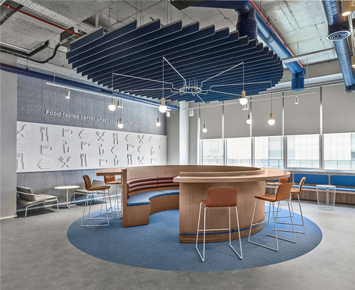 員工水吧區(qū)設(shè)計(jì)-鄭州金融辦公室裝修公司分享Architecht辦公室裝修 員工水吧區(qū)設(shè)計(jì)-鄭州金融辦公室裝修公司分享Architecht辦公室裝修