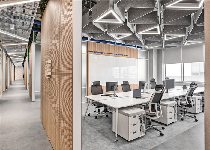 敞開辦公區(qū)裝修設(shè)計(jì)-鄭州金融辦公室裝修公司分享Architecht辦公室裝修 敞開辦公區(qū)裝修設(shè)計(jì)-鄭州金融辦公室裝修公司分享Architecht辦公室裝修