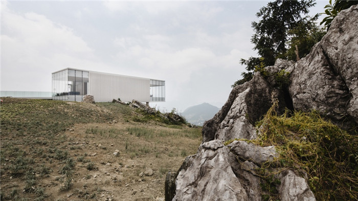 鄭州宏鈺堂分享懸崖上的藝術(shù)法式餐廳裝修設(shè)計方案 鄭州宏鈺堂分享懸崖上的藝術(shù)法式餐廳裝修設(shè)計方案