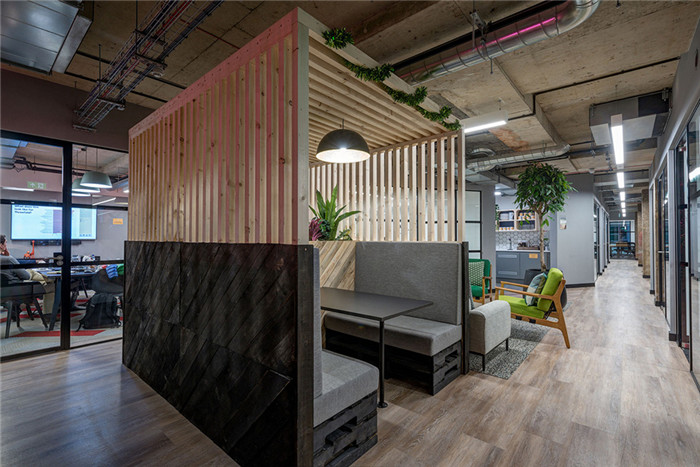 以幸福和健康為主題的聯(lián)合共享辦公室裝修設(shè)計方案 以幸福和健康為主題的聯(lián)合共享辦公室裝修設(shè)計方案