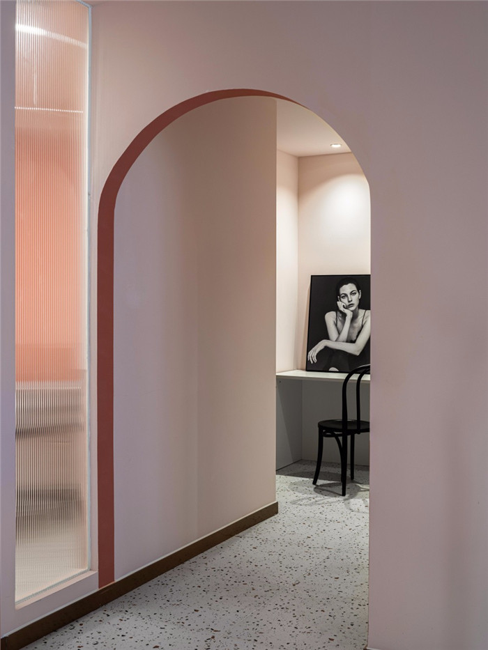 擊中少女心的小型網(wǎng)紅風(fēng)皮膚管理工作室裝修方案 擊中少女心的小型網(wǎng)紅風(fēng)皮膚管理工作室裝修方案