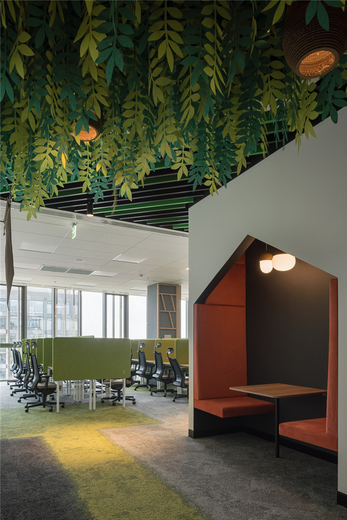 辦公區(qū)裝修設(shè)計(jì)-國(guó)外自然森林主題廣告網(wǎng)站公司辦公室裝修方案 辦公區(qū)裝修設(shè)計(jì)-國(guó)外自然森林主題廣告網(wǎng)站公司辦公室裝修方案