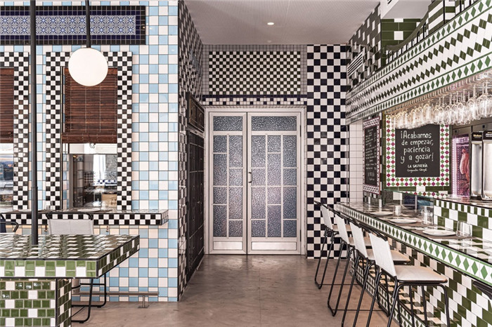 以海洋為主題的西班牙海鮮酒吧餐廳裝修設(shè)計方案 以海洋為主題的西班牙海鮮酒吧餐廳裝修設(shè)計方案