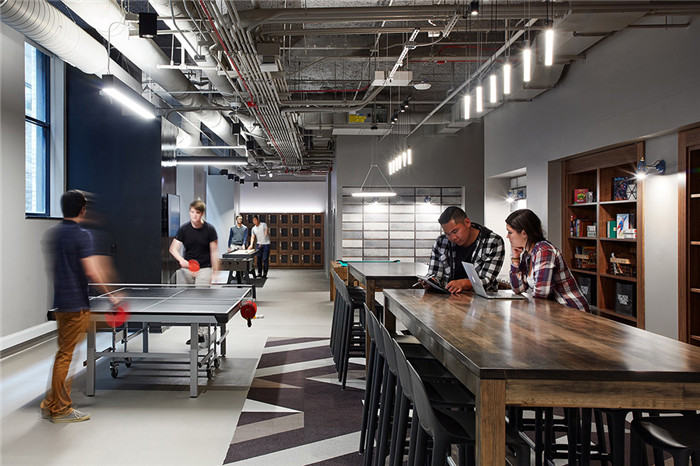 員工活動(dòng)區(qū)裝修設(shè)計(jì)-高端奢華風(fēng)科技公司總部辦公樓擴(kuò)張改造裝修案例 員工活動(dòng)區(qū)裝修設(shè)計(jì)-高端奢華風(fēng)科技公司總部辦公樓擴(kuò)張改造裝修案例