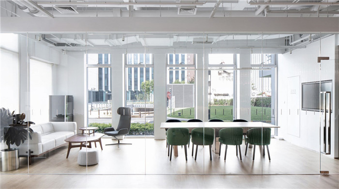 時尚大氣又經(jīng)濟(jì)實(shí)用的汽車展廳裝修設(shè)計(jì)方案 時尚大氣又經(jīng)濟(jì)實(shí)用的汽車展廳裝修設(shè)計(jì)方案