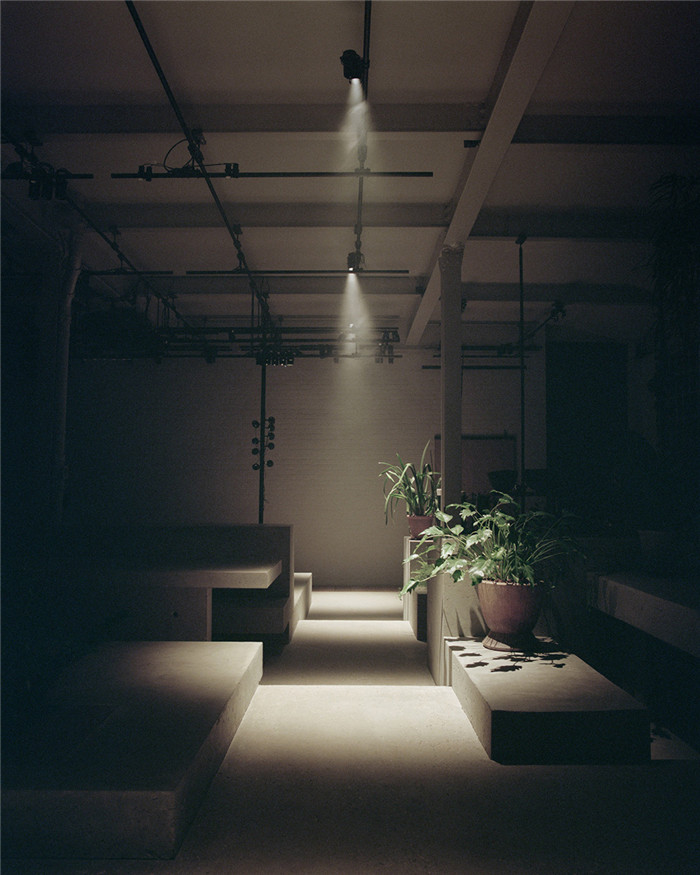 照明設(shè)計(jì)公司PSLab倫敦總部展廳兼辦公裝修設(shè)計(jì) 照明設(shè)計(jì)公司PSLab倫敦總部展廳兼辦公裝修設(shè)計(jì)