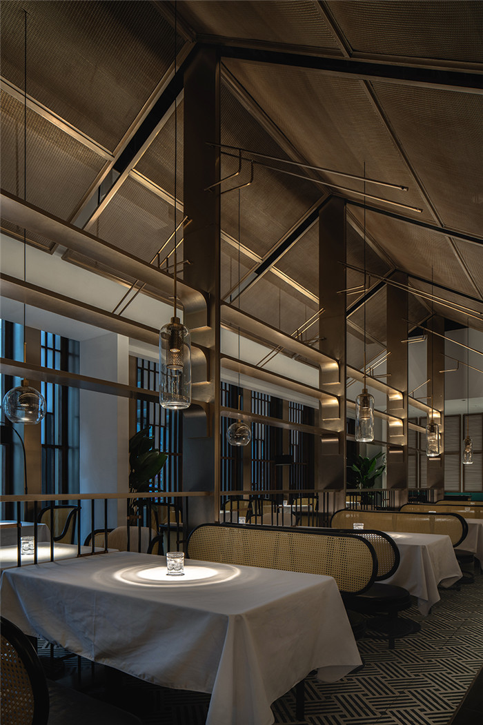 鄭州專業(yè)餐廳裝修公司推薦簡(jiǎn)約泰式餐廳裝修案例 鄭州專業(yè)餐廳裝修公司推薦簡(jiǎn)約泰式餐廳裝修案例