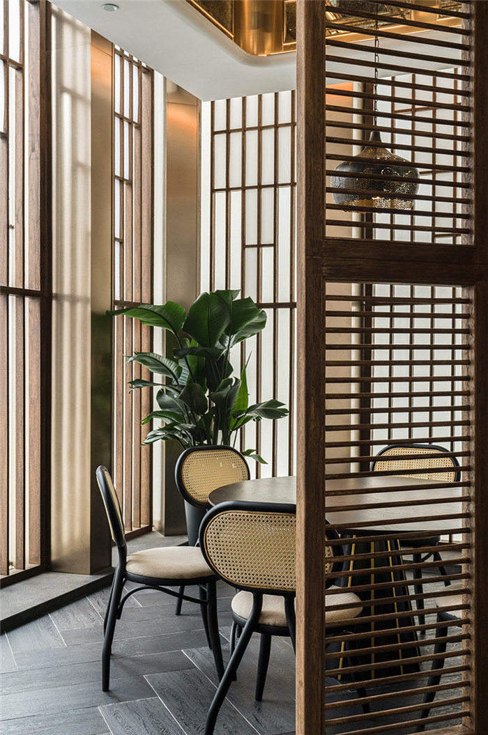 泰式餐廳包房裝修-鄭州專業(yè)餐廳裝修公司推薦簡(jiǎn)約泰式餐廳裝修案例 泰式餐廳包房裝修-鄭州專業(yè)餐廳裝修公司推薦簡(jiǎn)約泰式餐廳裝修案例