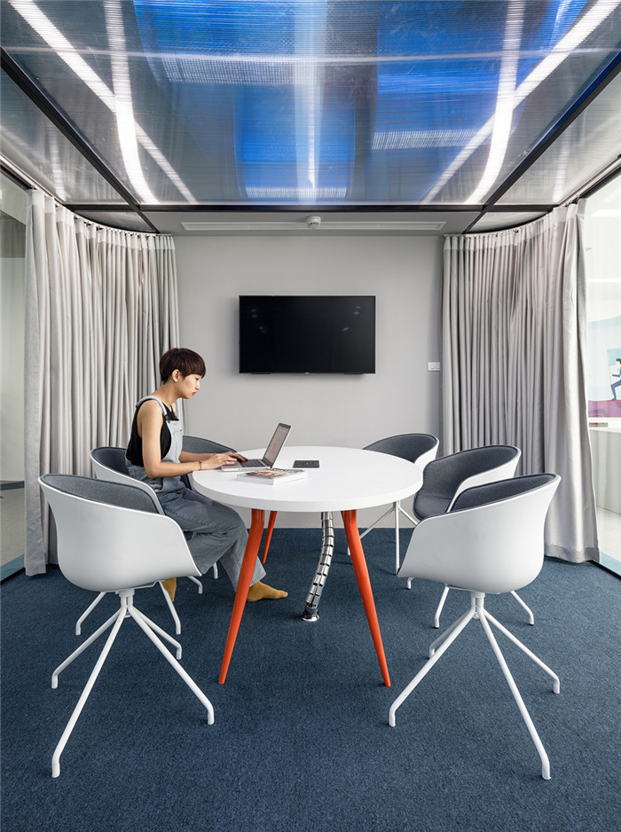 小型洽談室裝修設(shè)計(jì)-科技簡約風(fēng)跨界電子商務(wù)公司辦公室裝修設(shè)計(jì)方案 小型洽談室裝修設(shè)計(jì)-科技簡約風(fēng)跨界電子商務(wù)公司辦公室裝修設(shè)計(jì)方案