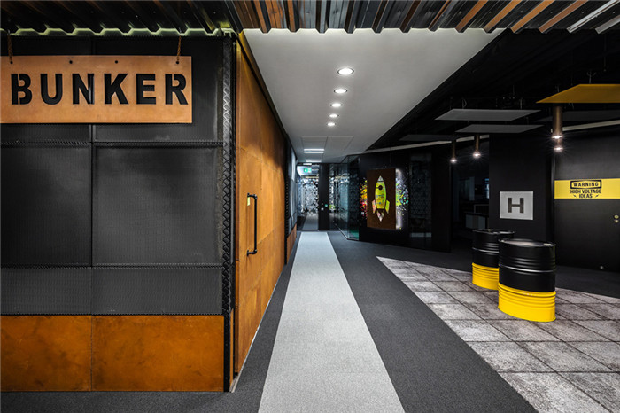 充滿科技質(zhì)感的200平數(shù)字化公司辦公室裝修方案 充滿科技質(zhì)感的200平數(shù)字化公司辦公室裝修方案