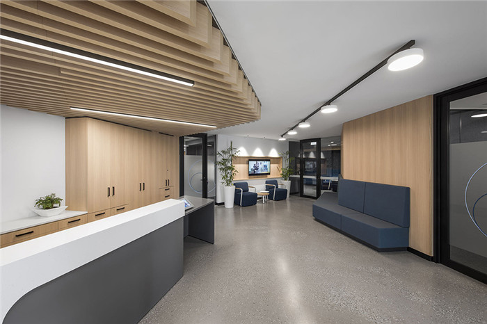 鄭州辦公室裝修推薦沉穩(wěn)大氣的Cara總部辦公室裝修 鄭州辦公室裝修推薦沉穩(wěn)大氣的Cara總部辦公室裝修