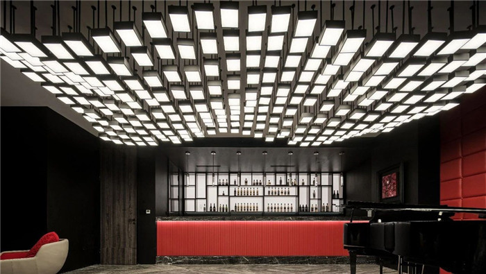 餐廳吧臺設計-鄭州創(chuàng)意餐廳裝修公司推薦Young藝術餐廳裝修設計 餐廳吧臺設計-鄭州創(chuàng)意餐廳裝修公司推薦Young藝術餐廳裝修設計