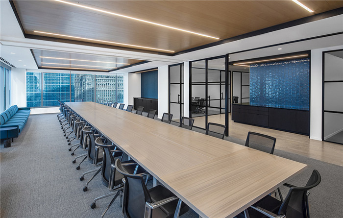 多功能大會(huì)議室裝修設(shè)計(jì)-簡(jiǎn)潔高效的國(guó)外律師事務(wù)所裝修設(shè)計(jì)方案 多功能大會(huì)議室裝修設(shè)計(jì)-簡(jiǎn)潔高效的國(guó)外律師事務(wù)所裝修設(shè)計(jì)方案