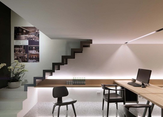 LOFT原木設(shè)計(jì)工作室裝修